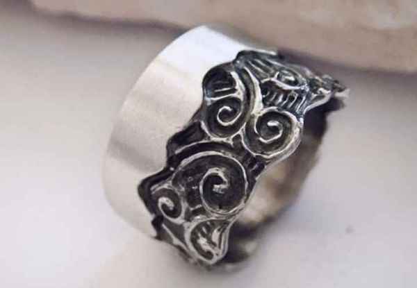 Почему чернеют серебряные украшения и как их привести в первоначальный вид- Обзор +Видео