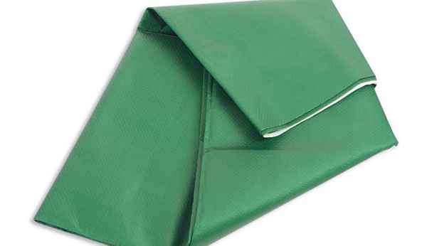 Одноразовая скатерть для стола: белая, мятная, в рулонах, как выбрать