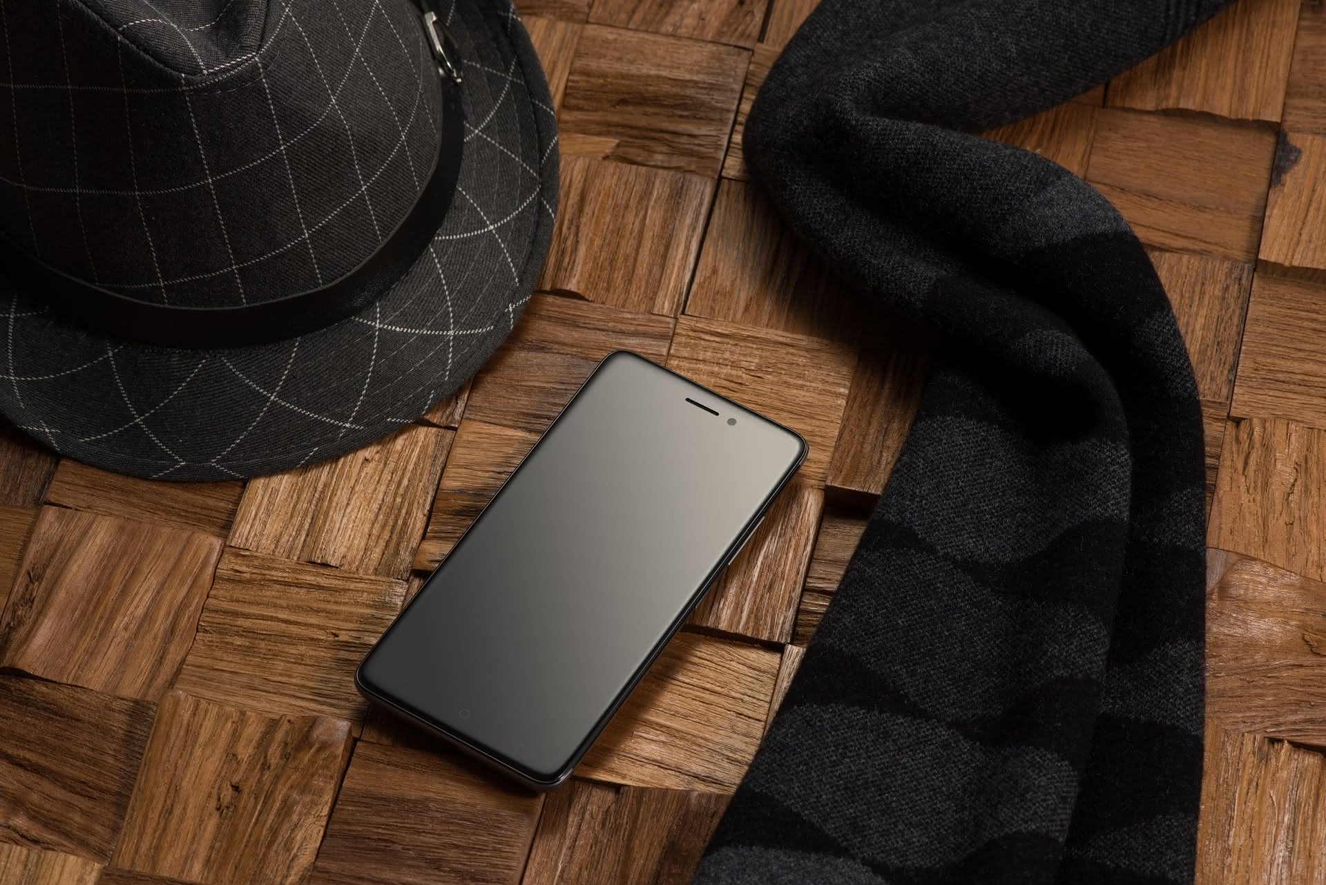 В Украине стартуют продажи флагманского смартфона Neffos X1 Max