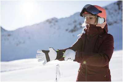 ШЛЕМ ЛЫЖНЫЙ С ЗАЩИТНЫМ КОЗЫРЬКОМ Д/ТРАССОВОГО КАТАНИЯ Д/ВЗРОСЛЫХ КОРАЛЛОВЫЙ H350 WEDZE - купить в интернет-магазине