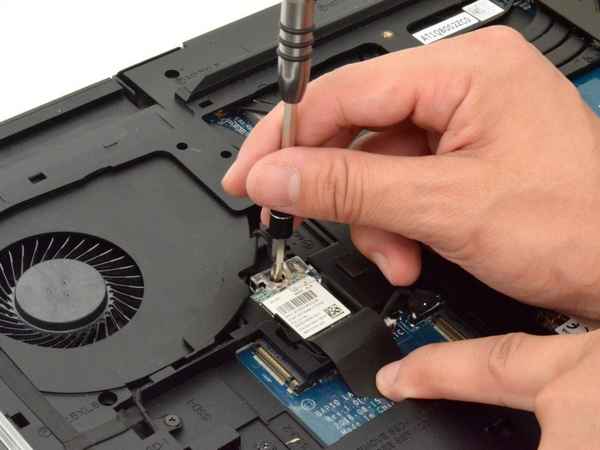 Что шумит в ноутбуке? И что делать в этом случае?