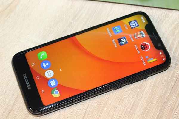 Лучшие смартфоны с «монобровью»: ТОП 5, рейтинг моделей