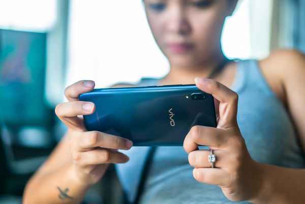 Обзор смартфона Vivo V11, примеры фото на камеру