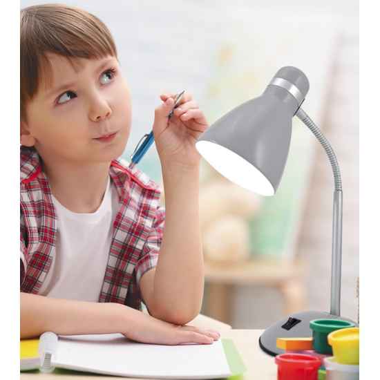 Как и какую настольную лампу выбрать для школьника?