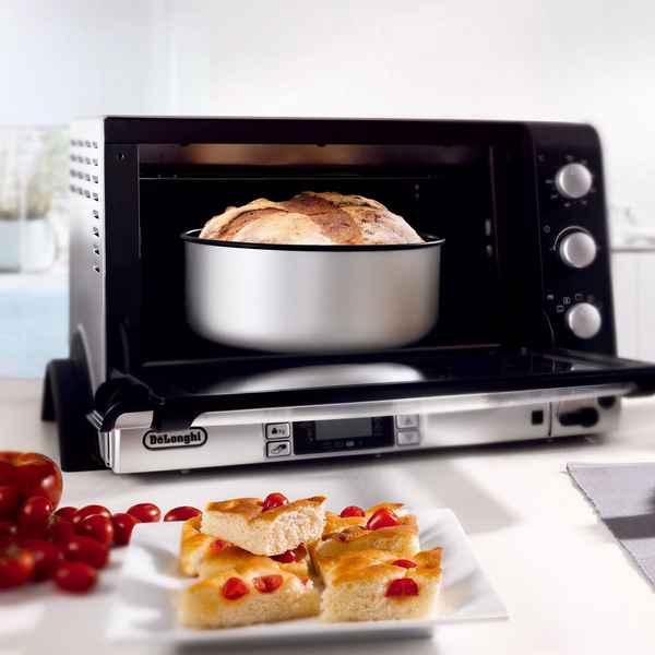 Электропечь или микроволновка: что лучше выбрать?