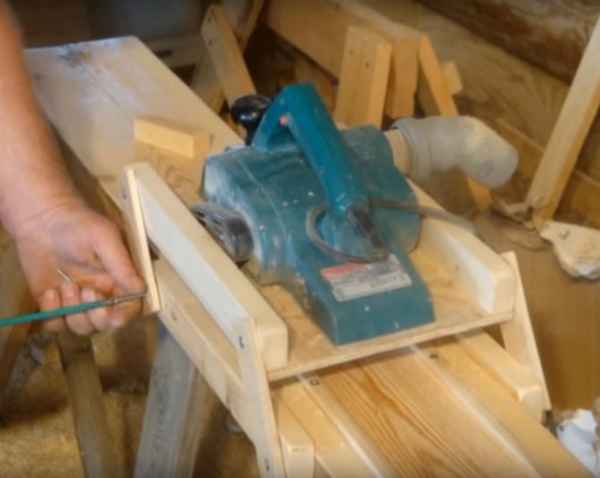 Как своими руками собрать рейсмус из электрорубанка не потратив ни копейки?