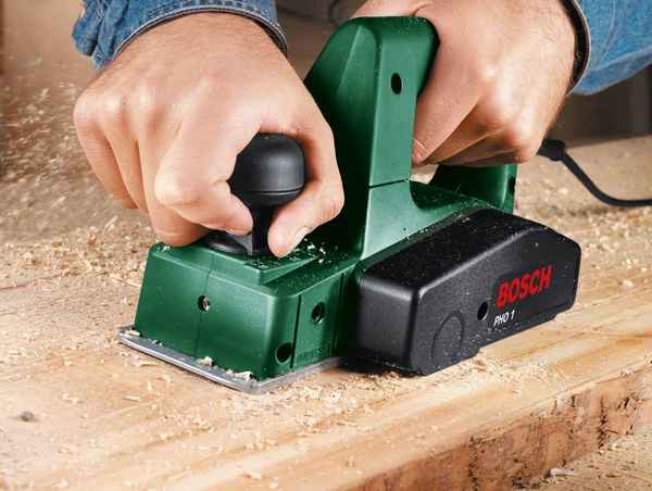 Как выбрать электрорубанок среди всего многообразия предложений