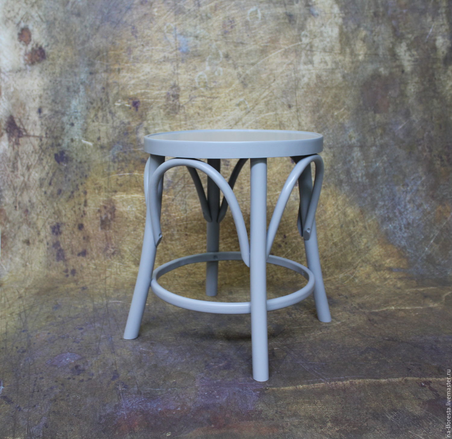 Как появился табурет