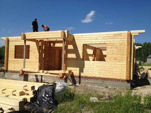 Как построить дом из бруса своими руками дешево и красиво (проекты, фото, видео)
