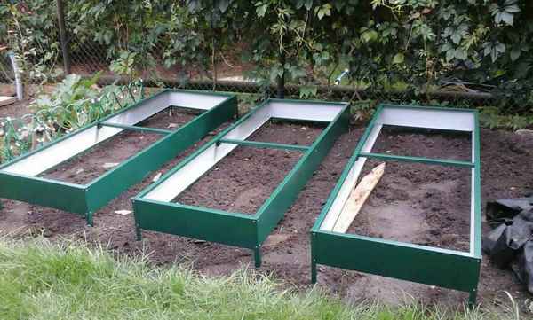 Сооружаем грядки из металла с полимерным покрытием + фото и видео