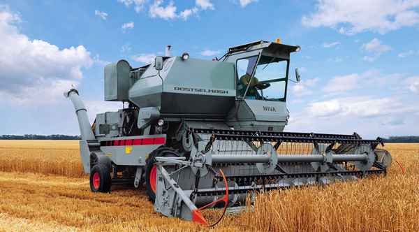 Комбайн "Нива СК 5": технические хаpaктеристики и отзывы об зерноуборочном комбайне