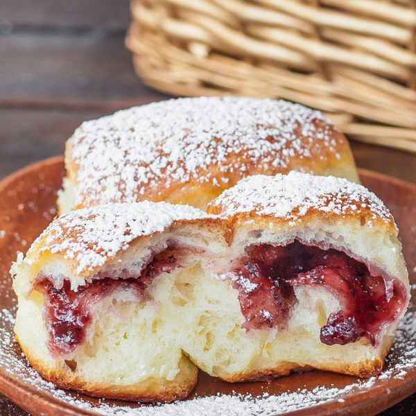 Булочки с повидлом
