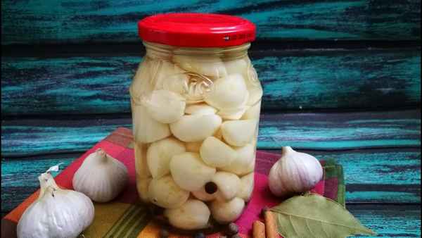 Маринованный чеснок - 5 рецептов приготовления на зиму в домашних условиях