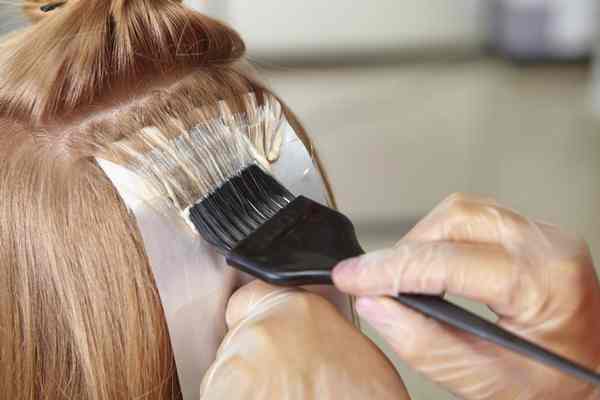 Окрашивание волос: 17 полезных терминов