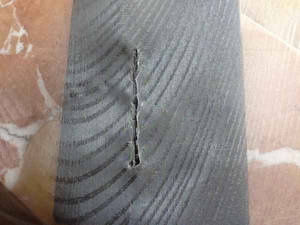 Как зашить тюль: отремонтировать порванную, если прожжена утюгом, как заштопать