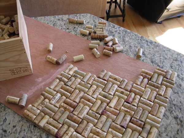 Как сделать коврик из пробок от вина своими руками: пошаговая инструкция