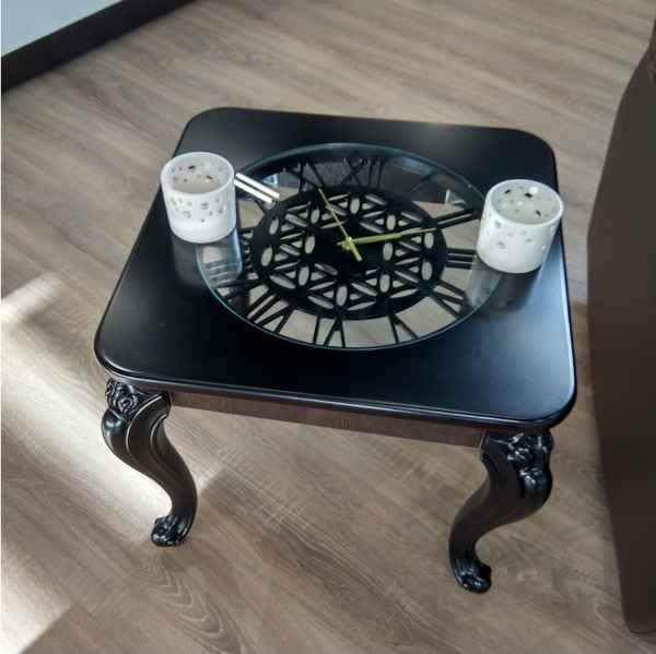 Уникальный журнальный столик часы