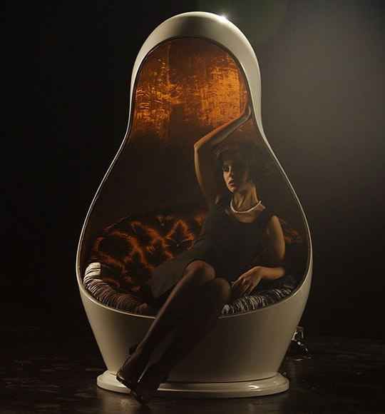 Дизайнерское кресло-матрешка: фото, идея для дома