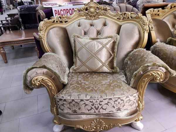 Корпусная и мягкая мебель в стиле барокко: фото, идеи
