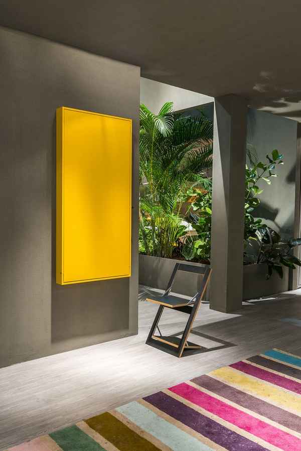 Откидной стол WALLY от итальянского дизайн-бюро CLEI