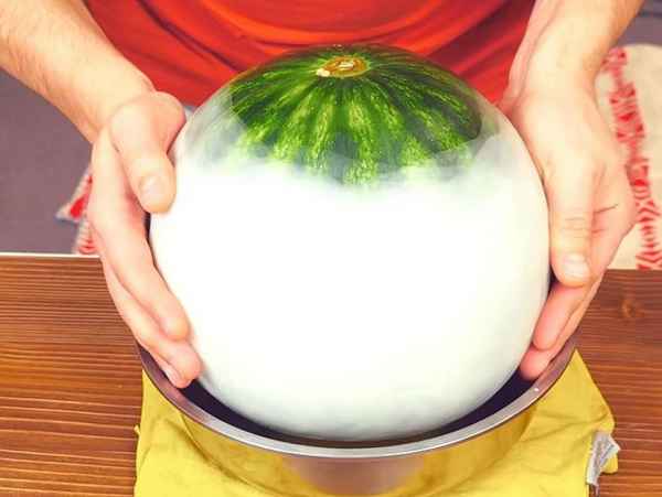 Как сохранить арбуз до Нового года в домашних условиях