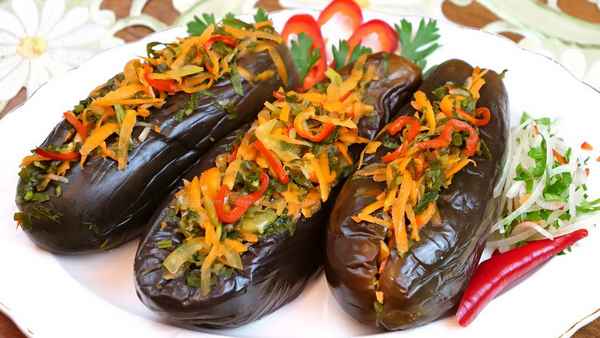 Приготовление квашеных баклажанов, фаршированных овощами
