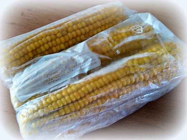 Как правильно и где хранить варёную кукурузу?
