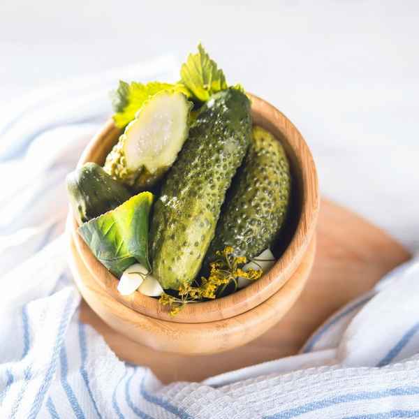 Польза и вред малосольных огурцов