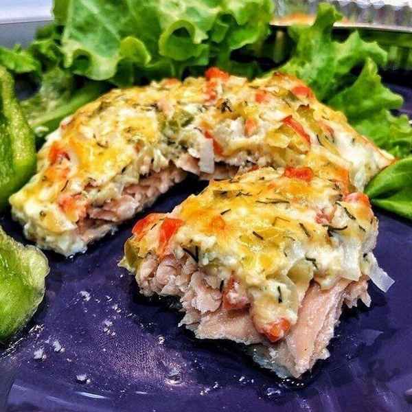 Приготовление сочной горбуши с овощами