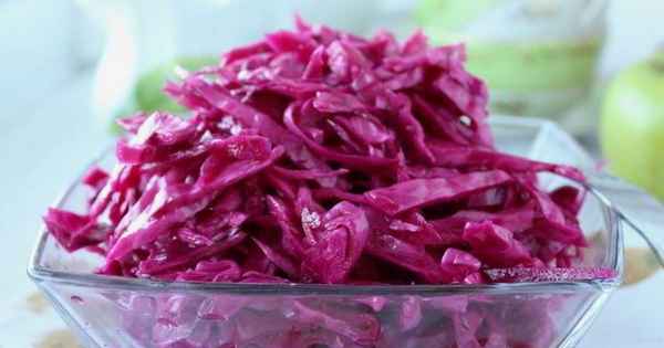 Очень вкусная хрустящая маринованная краснокочанная капуста