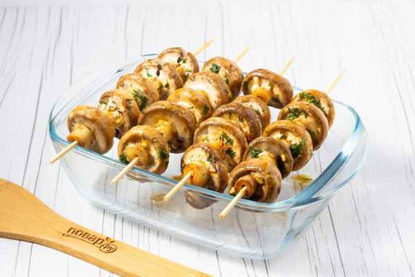 Как сделать грибной шашлык на шпажках в духовке