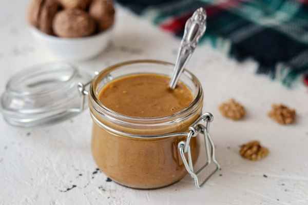 Приготовление ореховой пасты из грецких орехов