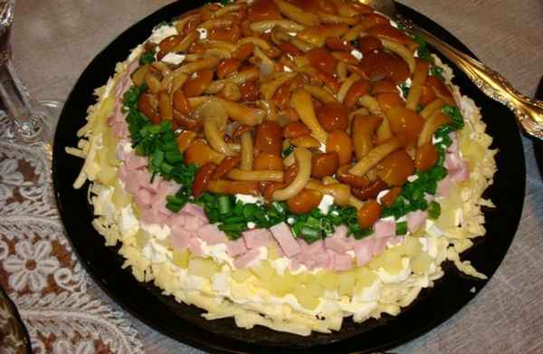 Как готовить салат «Грибное лукошко»