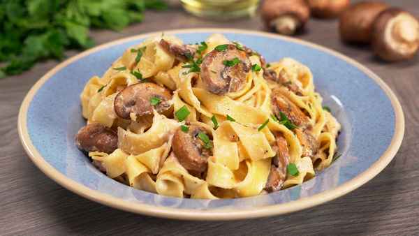 Рецепт вкусной пасты с грибами в сливочном соусе