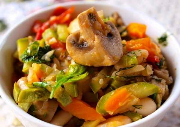 Вкусный рецепт овощного рагу с шампиньонами