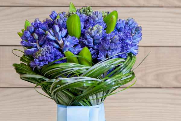 10 лучших цветов для срезки