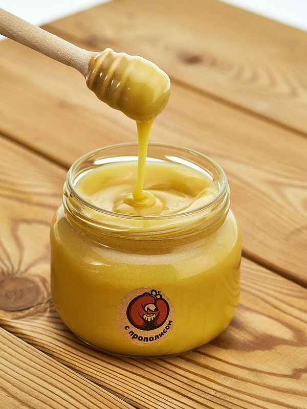 Как делают кедровый мёд