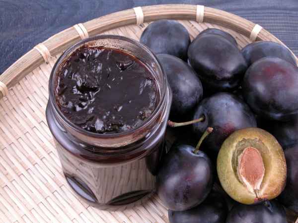 Как сварить сливовое варенье?