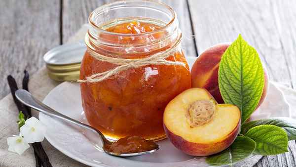 Как приготовить варенье из персиков?
