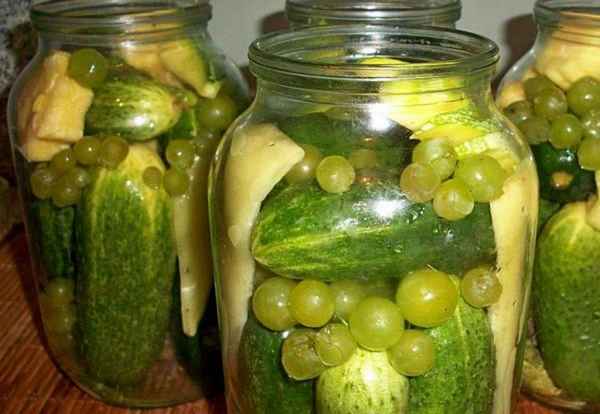 Как мариновать огурцы с виноградным уксусом?
