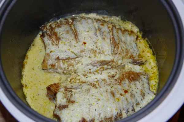 Как приготовить карася в мультиварке