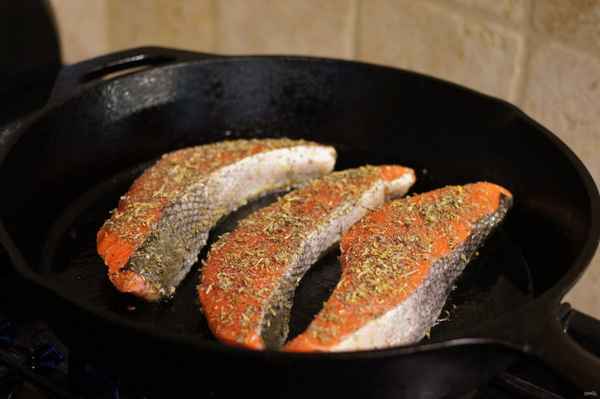 Как приготовить кету на сковороде