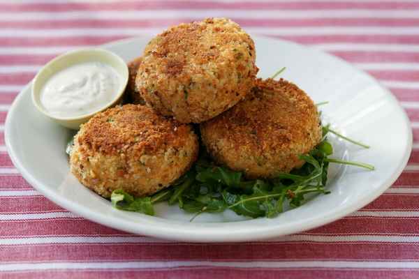 Как приготовить рыбные котлеты из леща