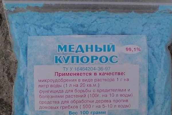 Медный купорос от фитофторы на помидорах: приготовление раствора, особенности обработки