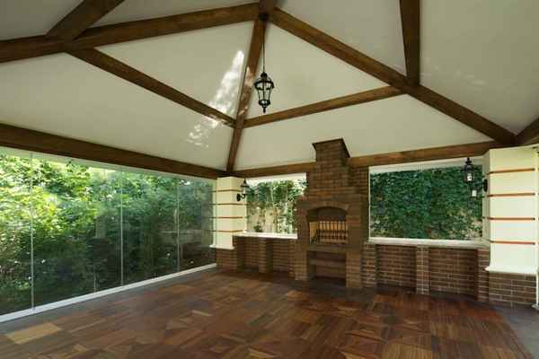 Чем обшить потолок в беседке