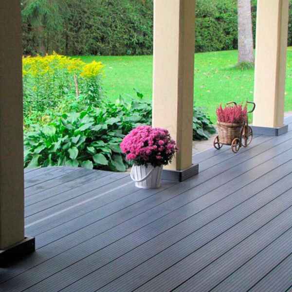 Чем покрасить деревянный пол на открытой и закрытой веранде