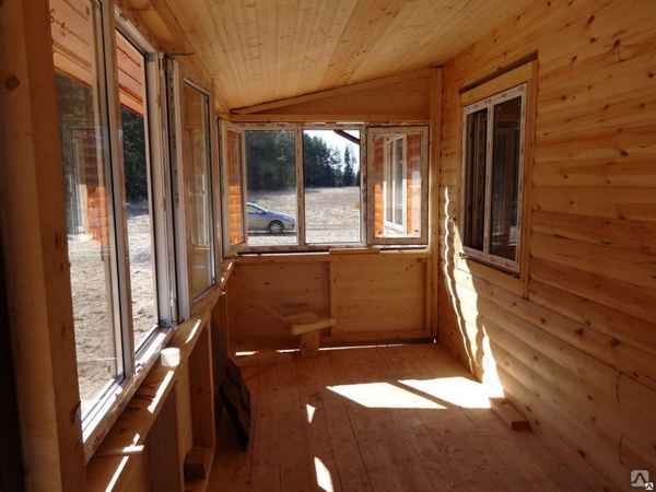 Как недорого и красиво обшить веранду