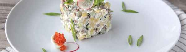 Перепелиный «Оливье» — жемчужина новогоднего стола