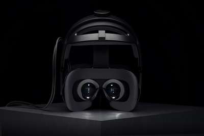 Первый VR-шлем с «разрешением человеческого глаза»