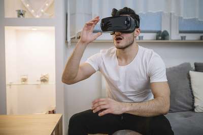 Убежать от реальности: почему вам тоже нужны VR-очки